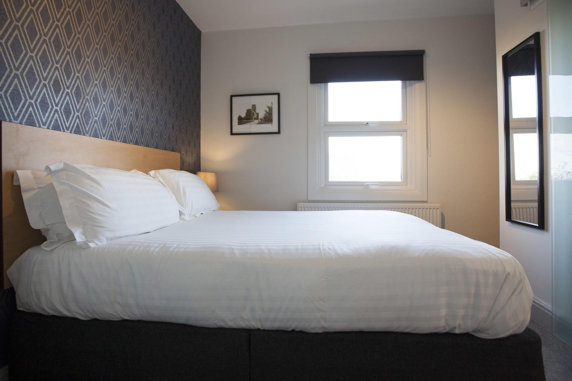 Asperion Hotel Guildford Extérieur photo