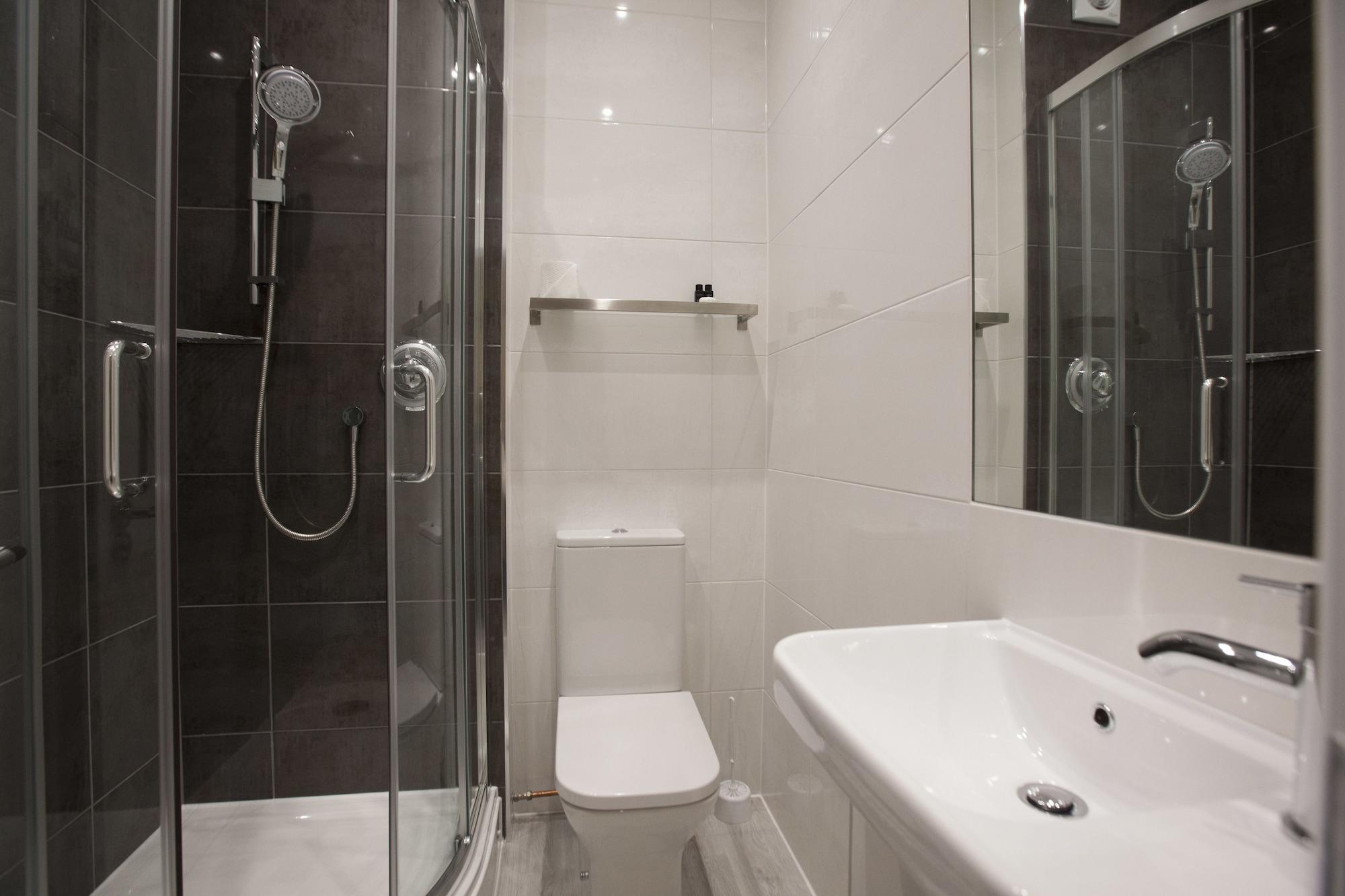 Asperion Hotel Guildford Extérieur photo