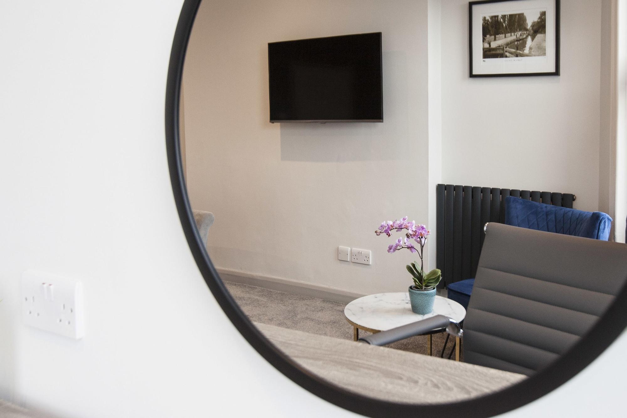 Asperion Hotel Guildford Extérieur photo