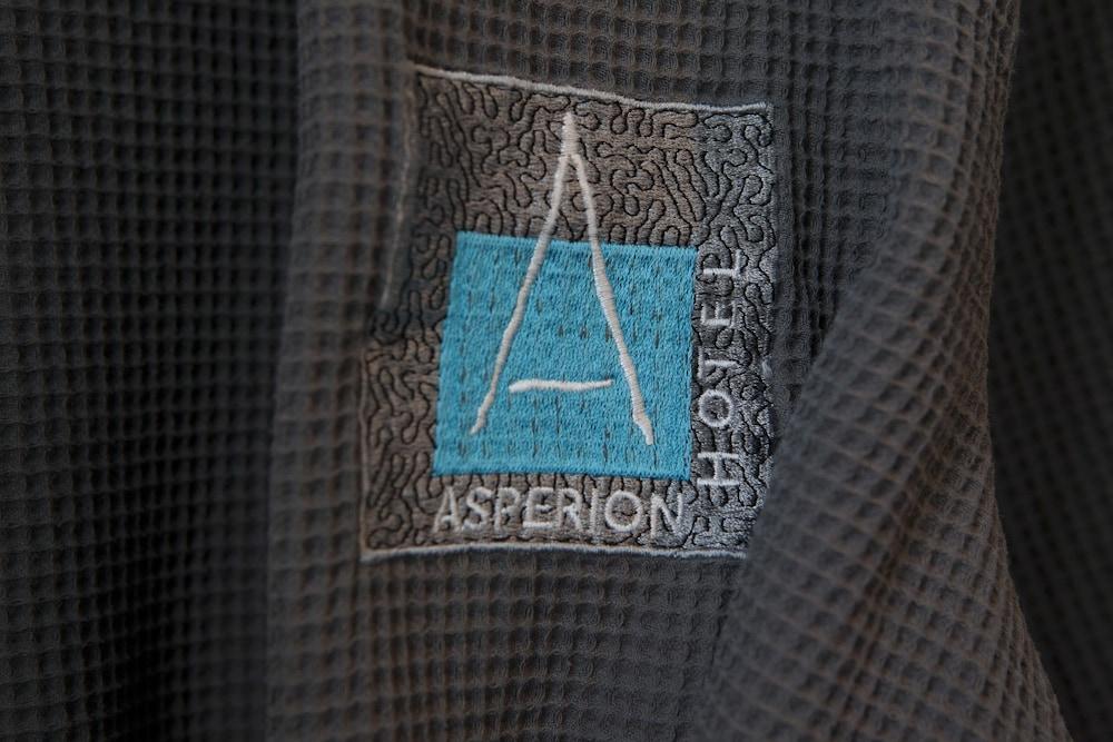 Asperion Hotel Guildford Extérieur photo
